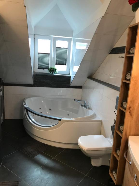 Wieko Ferienwohnungen - Luxus Pur im Prinz von Preußen room 1