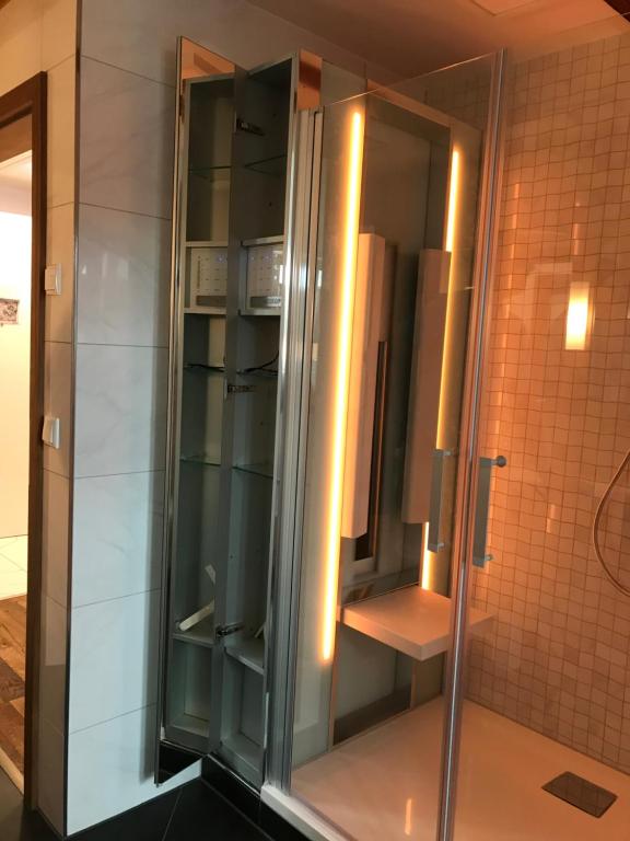 Wieko Ferienwohnungen - Luxus Pur im Prinz von Preußen room 2